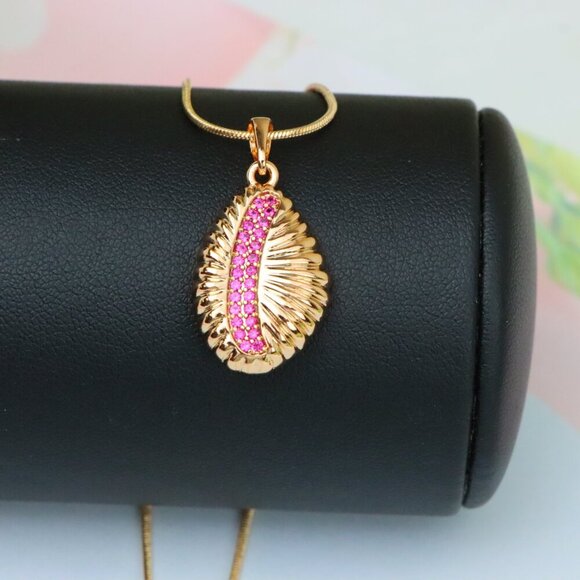 "Rose Gold Textured Pendant with Pink Stone Accent in Leaf Design, XPPT1490 - Picture 2 of 13